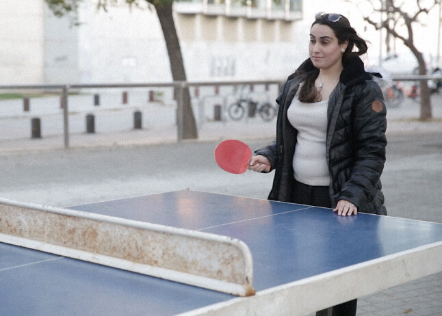 Iman playing ping pong